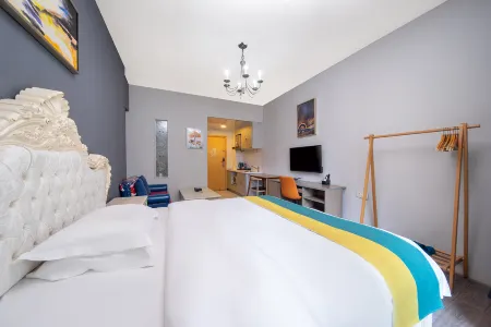 Hillman international apartment（Guangzhou Zhujiang New City Subway station）