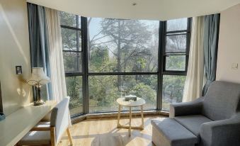 Xinhua International Holiday Hotel
