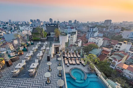 Peridot Grand Luxury Boutique Hotel