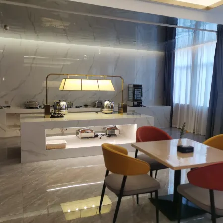 Pullman Grand Hotel (Anlu Dongda Times Square)