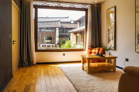 Song Yin·Naxi Style Garden·Snow Mountain Resort Homestay Отели рядом с достопримечательностью «Blue Moon Valley»