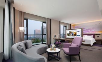 Hampton by Hilton Yibin Railway Station