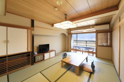 浴槽付き河口湖側和室 レイクランドホテル みづのさとの写真