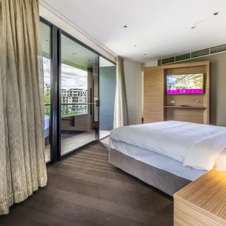 Crowne Plaza CANBERRA by IHG