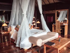 Kupu Kupu Phangan Beach Villas & Spa