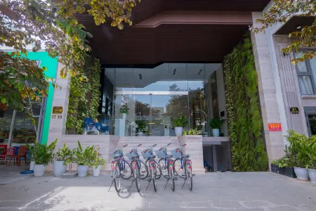 Grand Ocean Luxury Boutique Hotel