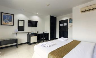 Noble House Patong