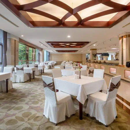 Hongya Qiliping Huasheng Hot Spring Hotel (Zero km)