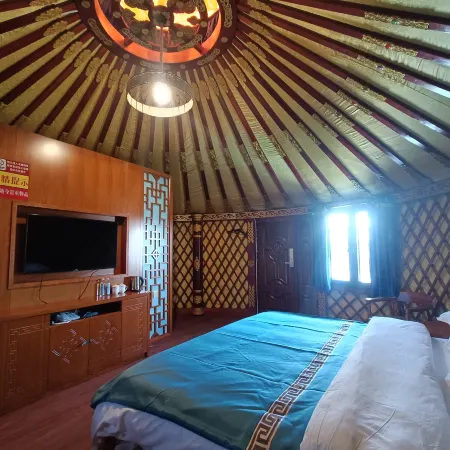 Bayanbulak Tuva Khurete Folklore Cultural Village Hotel