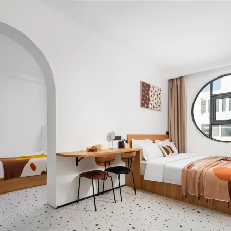 Beihai Qili Yuanshe Homestay (Yintan International Passenger Terminal)