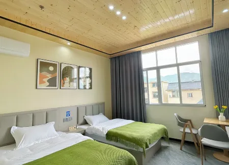 Yishanju Homestay (Wangxiangu Branch)