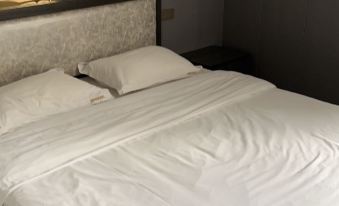 Kunyu Jinlong Business Hotel
