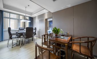 Yiyang Jiazhou Hotel