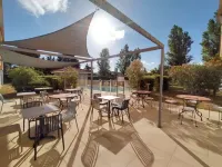 Comfort Aparthotel Carcassonne Hotels in Villemoustaussou