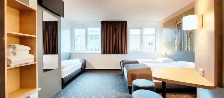 B&B HOTEL Aachen-City