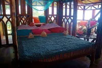 Karang Aji Beach Villa Hotels in Bayah