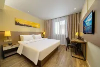 Home Inn (Guilin Railway Station Zhongshan South Road) Отели в г. Гуйлинь