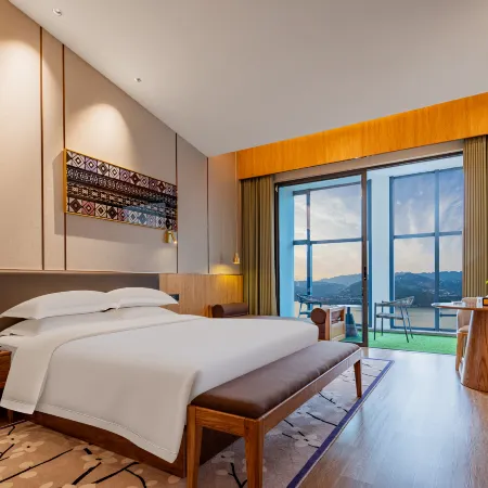 BaDong HongFa Hotel