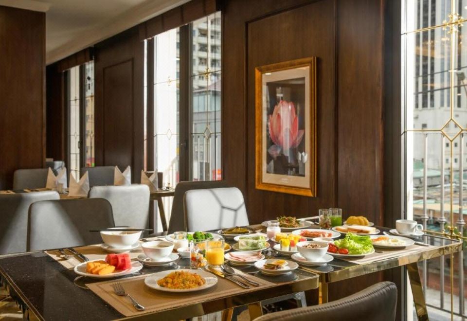 Luxury Hotel DanangOver view