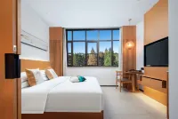 Jiugongshan Panorama International Hotel - parking