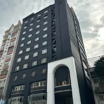HUB HOTEL KAOHSIUNG Yisin Branch Отели рядом с достопримечательностью «Дрим Молл»