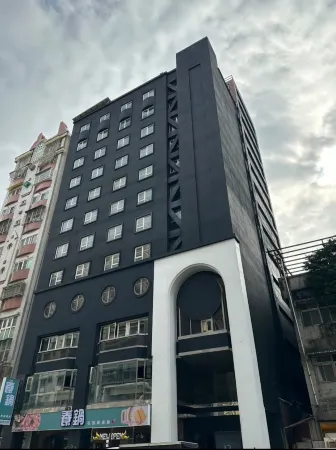 HUB HOTEL KAOHSIUNG Yisin Branch Отели рядом с достопримечательностью «Zhengfeshe»