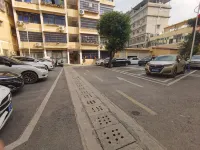 黔西南州册亨泰和ホテル - 駐車場