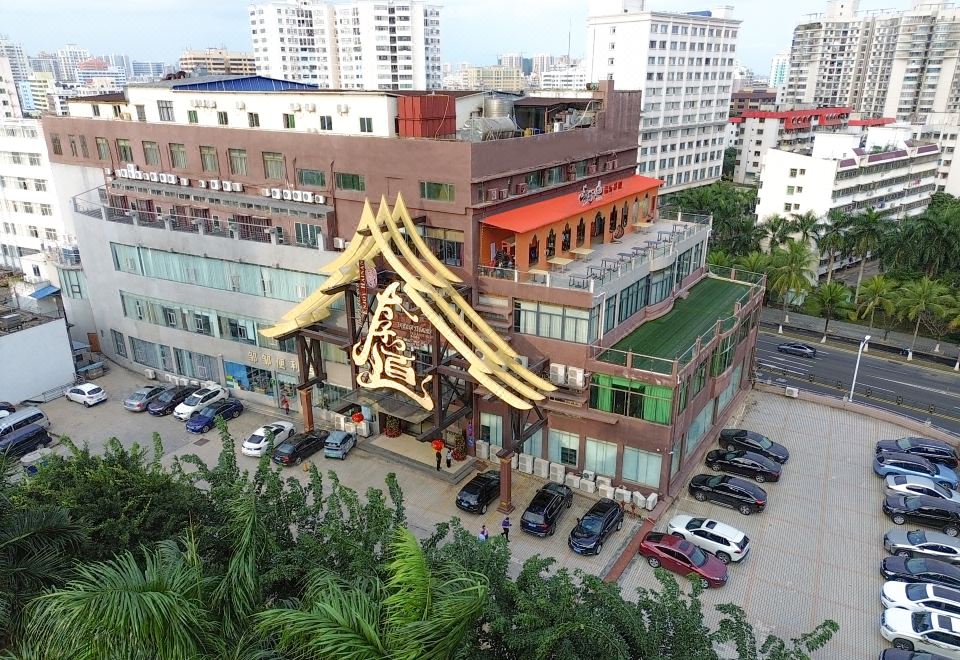 hotel overview picture