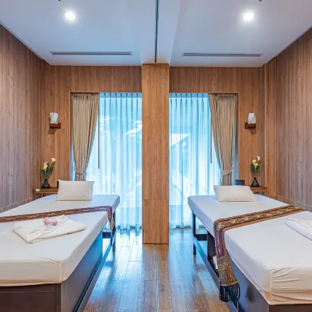 Summit Windmill Golf Suite Hotel at Suvarnabhumi