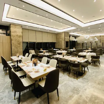 Marina Phantom Apartment Hotel