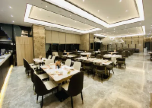 Marina Phantom Apartment Hotel