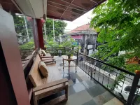 The Legian 777 Guest House