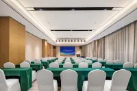 L Impression Hotel (Guigang High Speed Railway Station Wanda Plaza)