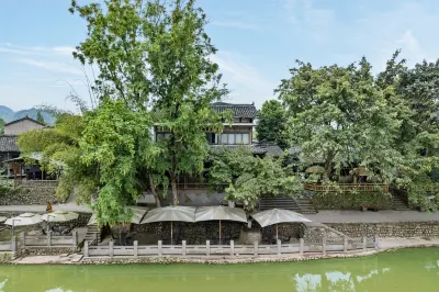Pingle Ancient Town Sanjiang River View Homestay (Chuanxi Zhuhai Branch) 허린 사원 주변 호텔