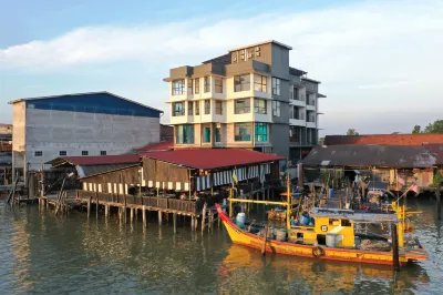 Crosview Hotels in Simpang Empat Semanggol