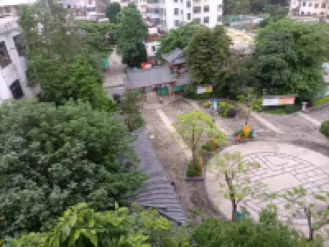 Jinganglong Hotel