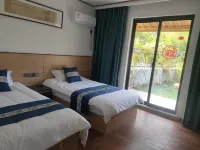 Shi De Ban Ri Xian B&B - balcony