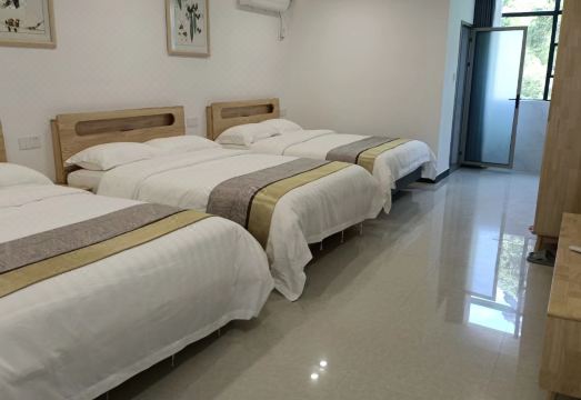 1. 충이 마오핑 인..