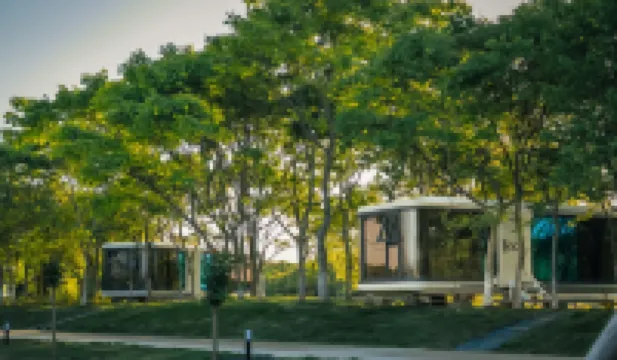 海上星空キャンプ場 崇明東灘鳥類国家級自然保護区周辺のホテル