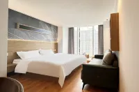 Yimei Sea View Hotel（Rizhao Wanda Plaza Store）