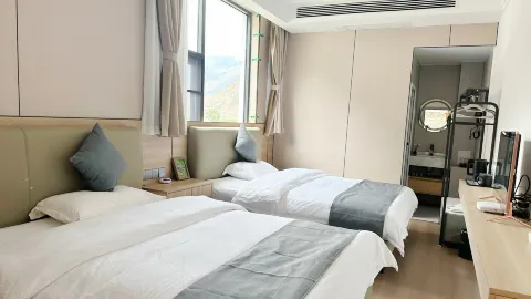 Muli Yunqiao Homestay in Мули