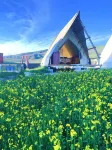 Qinghai Lake Tongbao Mountain Mountaineering and Lake Viewing Featured Wild Luxury Camping Homestay Hotels in Haiyan
