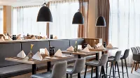 H+ Hotel Köln Brühl by Sunday Hotels - Frühstück