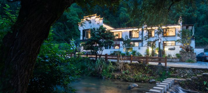 in hill guesthouse 징닝 호텔