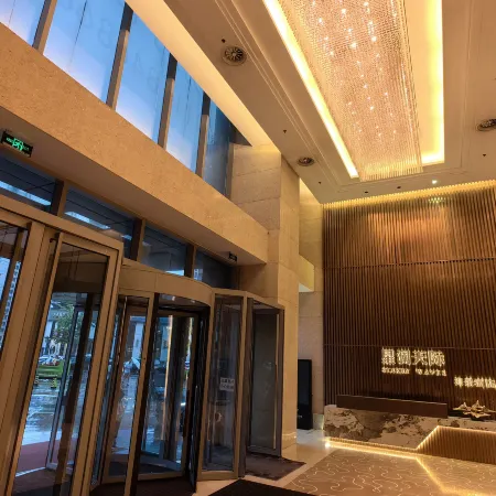 Xinglan Skyline Seaview Hotel (Zhongshan Plaza Furama International Branch)