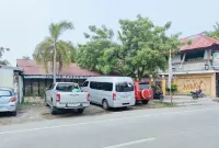 Iloilo Paraw Beach Resort Hoteles en Jordán