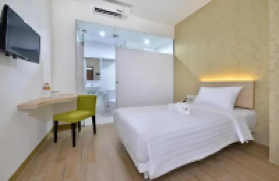 Whiz Hotel Falatehan Jakarta