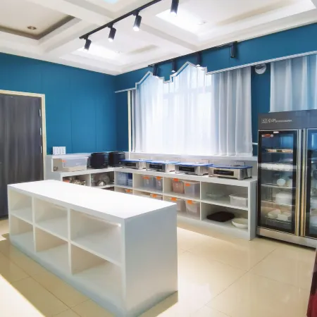 Dushanzi Hongjin Hotel