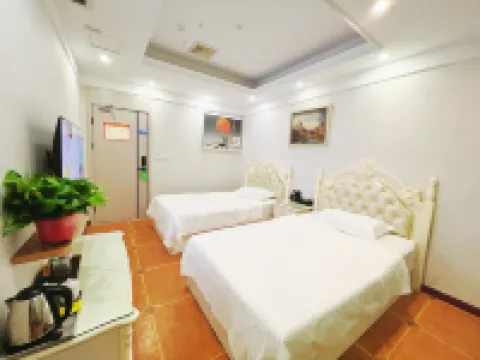 Nancheng Lijing Hotel (Longchang Laifeite Plaza)