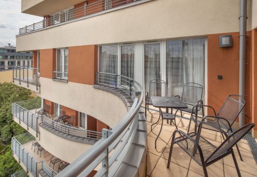 에스칼라 호텔 & 스위트